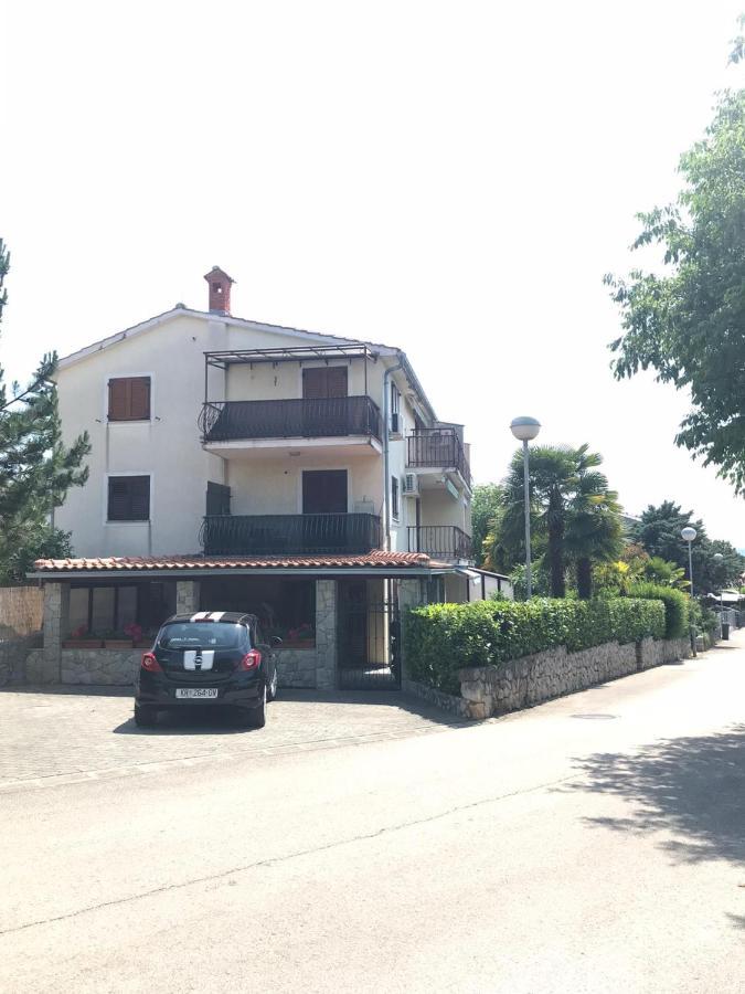 Apartman Jumic Malinska Zewnętrze zdjęcie