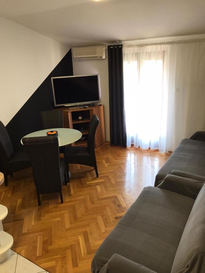 Apartman Jumic Malinska Zewnętrze zdjęcie